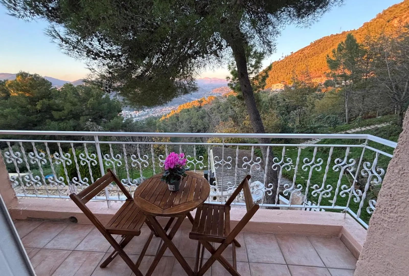 Studio Dans Villa Don Quijote Nice France